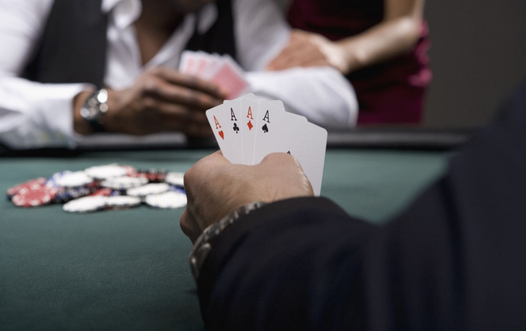 What Does Fold Mean In Poker 